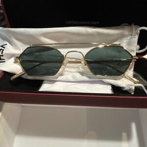 Vehla sunnies